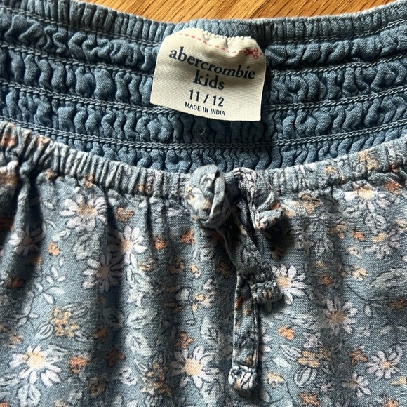 Abercrombie kids 11/12 romper bundle - Picture 7 of 9